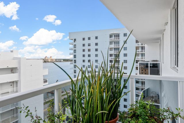 1617 N Flagler Drive 1201, West Palm Beach, FL 33407