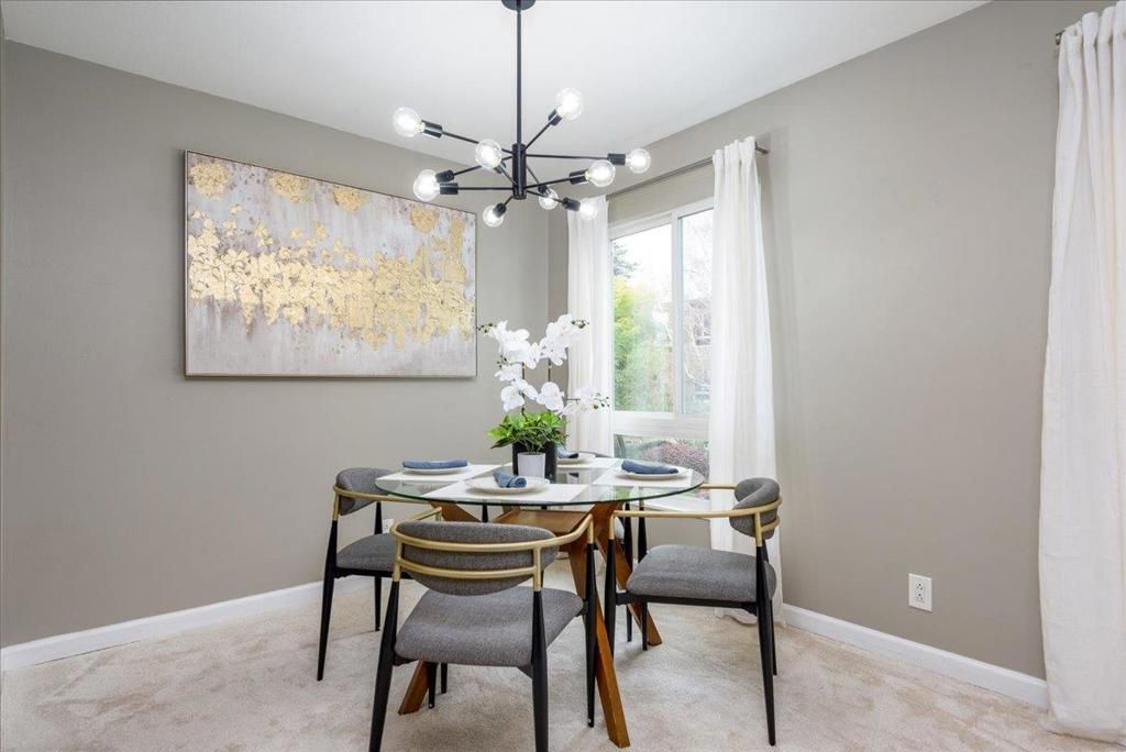 Image 5 of property listing at 821 N Humboldt Street 309, San Mateo, CA 94401