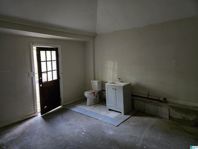 4224 50TH AVENUE N, Birmingham, AL 35217