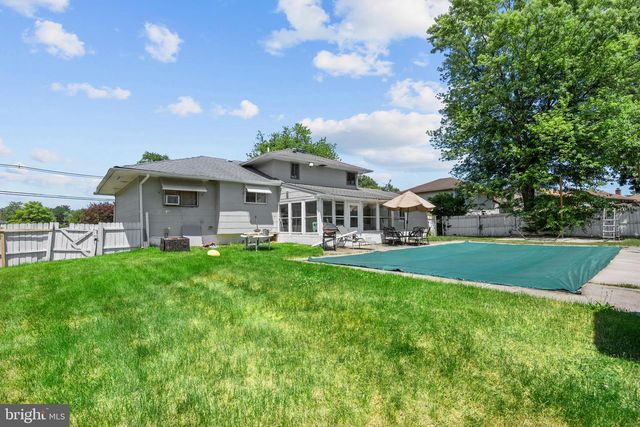 1000 PROSPECT LN, Somerdale, NJ 08083
