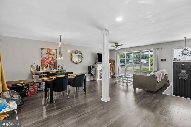 1000 PROSPECT LN, Somerdale, NJ 08083