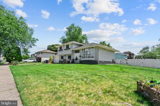 1000 PROSPECT LN, Somerdale, NJ 08083