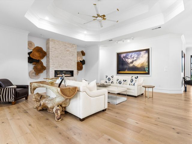 501 W Aurora Vista Trail, Aurora, TX 76078