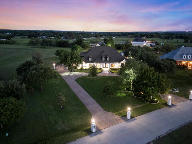 501 W Aurora Vista Trail, Aurora, TX 76078