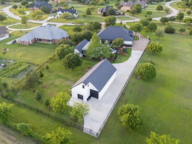 501 W Aurora Vista Trail, Aurora, TX 76078