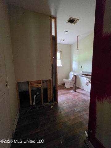 12099 Highland Avenue, Gulfport, MS 39503