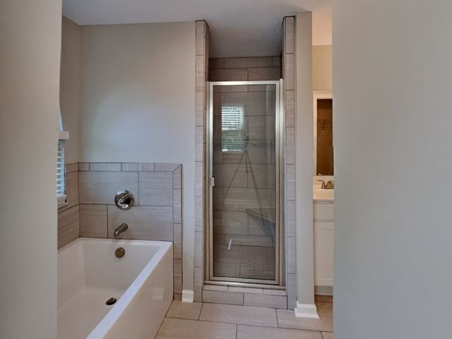 107 Charleston Ct, Hendersonville, TN 37075