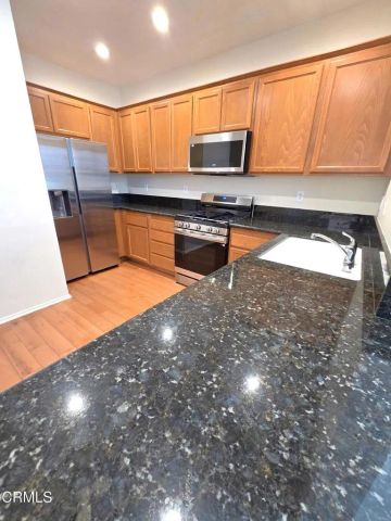 3319 N Ventura Road, Oxnard, CA 93036