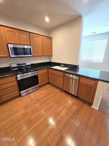 3319 N Ventura Road, Oxnard, CA 93036