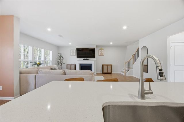 361 Riverclub Rd., Acworth, GA 30101