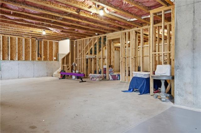 361 Riverclub Rd., Acworth, GA 30101