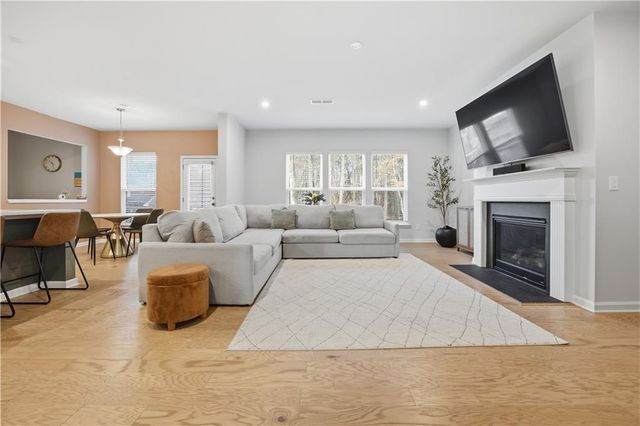 361 Riverclub Rd., Acworth, GA 30101