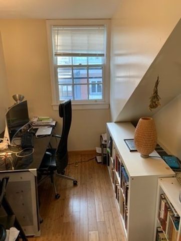 21 Bowdoin Street 5AB, Boston, MA 02114