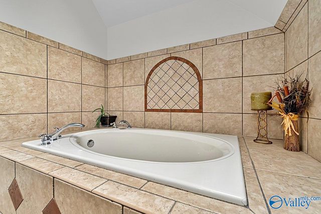 3501 Chula Vista Ridge Drive, Decatur, AL 35603