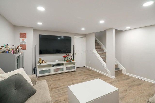 7867 Meadowhaven Boulevard, 57, Columbus, OH 43235