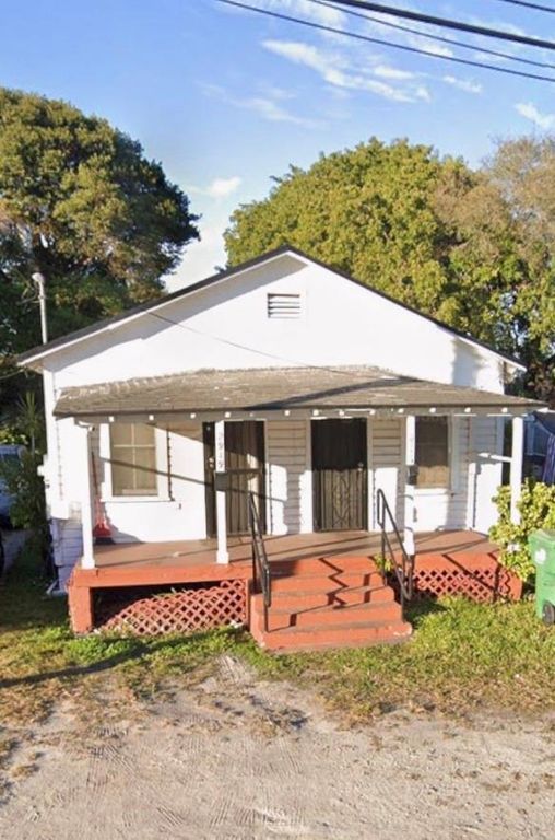 2917 NW 48th Street, Miami, FL 33142