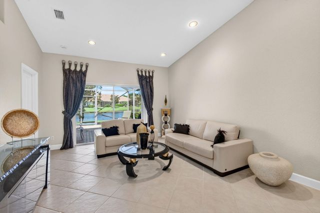 2096 STONINGTON Terrace, West Palm Beach, FL 33411