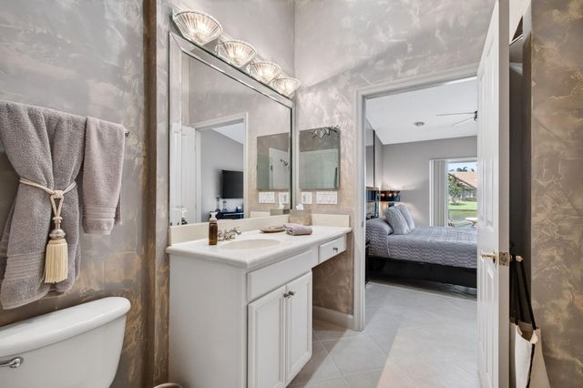 2096 STONINGTON Terrace, West Palm Beach, FL 33411