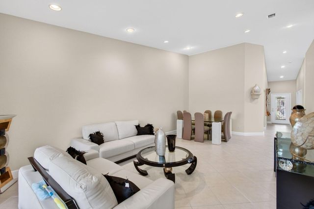 2096 STONINGTON Terrace, West Palm Beach, FL 33411