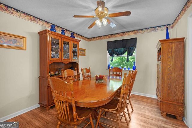 154 Honeysuckle Drive SE, Calhoun, GA 30701