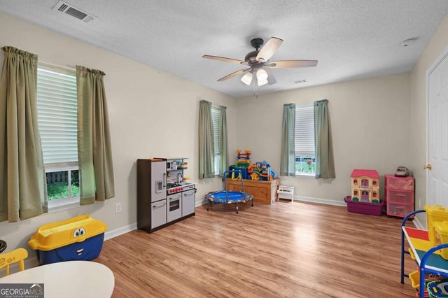 154 Honeysuckle Drive SE, Calhoun, GA 30701