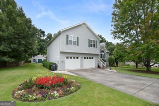 154 Honeysuckle Drive SE, Calhoun, GA 30701