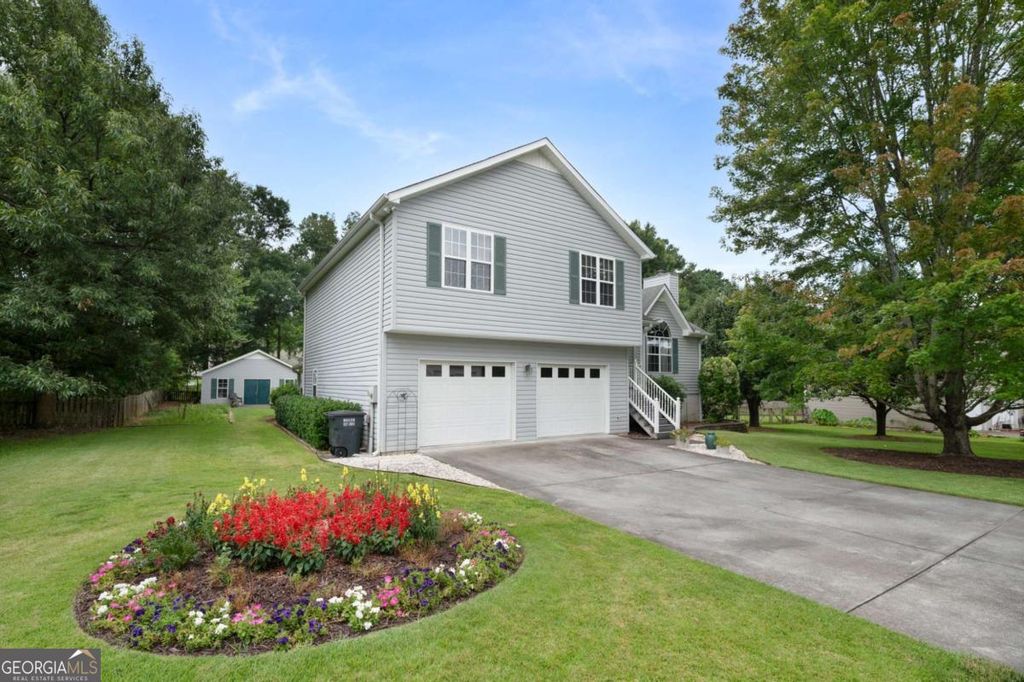 154 Honeysuckle Drive SE, Calhoun, GA 30701