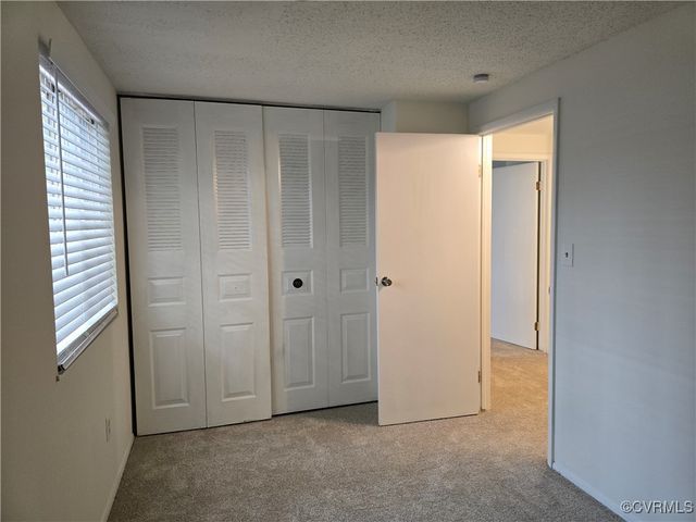 14600 Helmsman Ct, Midlothian, VA 23832