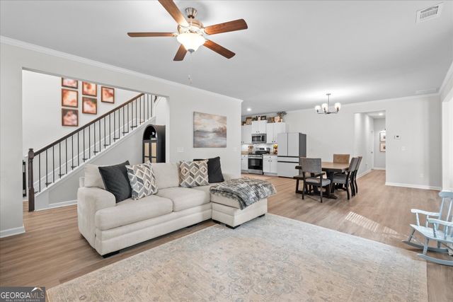 8091 Lakeview Parkway, Villa Rica, GA 30180