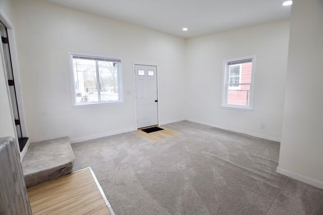 68 Fremont, Taunton, MA 02780