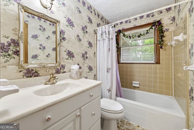 7755 Kings Point Drive, Cumming, GA 30041