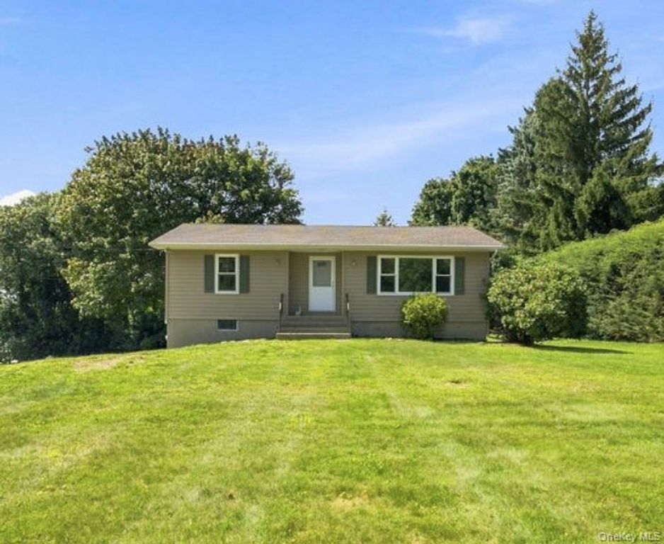 65 Fairmont Road, Mahopac, NY 10541 — exterior