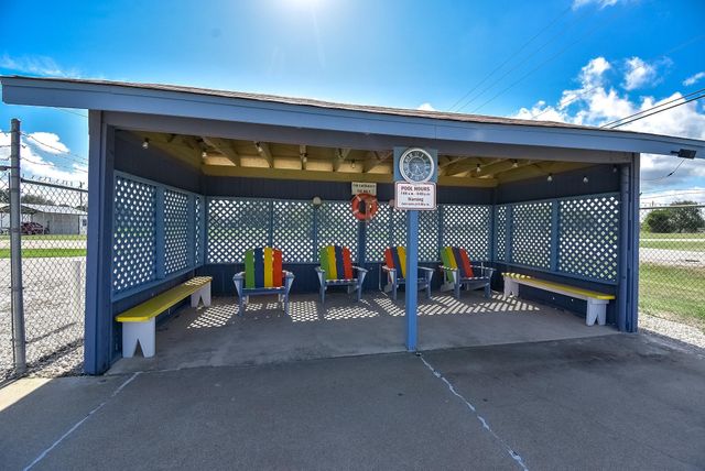 205 Buckskin Drive, Palacios, TX 77465