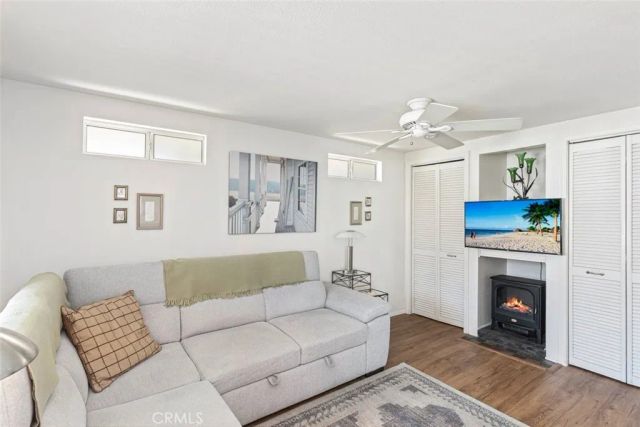 924 Acorn, San Jacinto, CA 92583