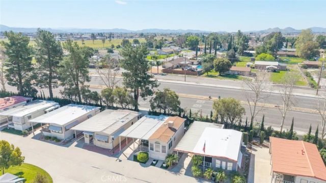 924 Acorn, San Jacinto, CA 92583