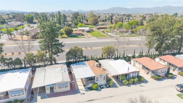 924 Acorn, San Jacinto, CA 92583