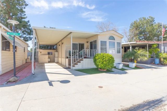 924 Acorn, San Jacinto, CA 92583