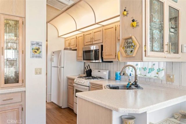 924 Acorn, San Jacinto, CA 92583