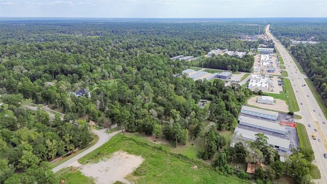 15257 N Saddlewood Drive, Conroe, TX 77384