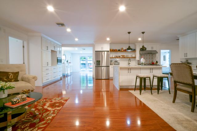 5899 N 120th Ave Avenue N, The Acreage, FL 33411