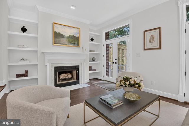 4016 CHANCERY CT NW, Washington, DC 20007