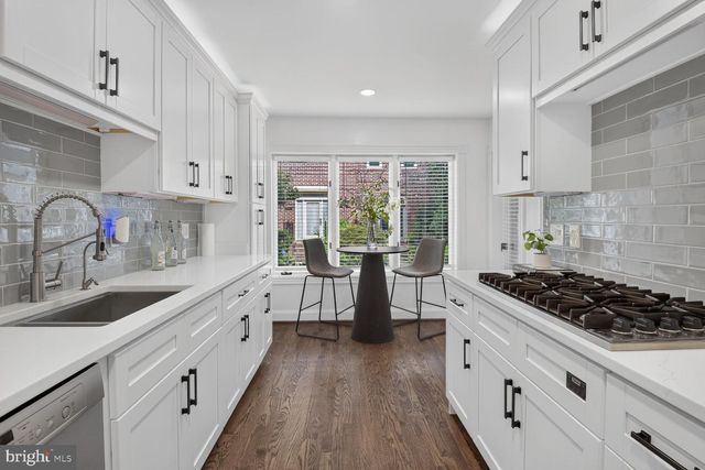 4016 CHANCERY CT NW, Washington, DC 20007