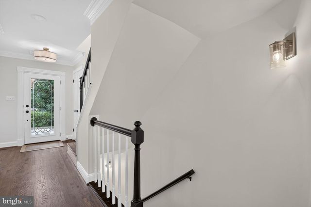 4016 CHANCERY CT NW, Washington, DC 20007