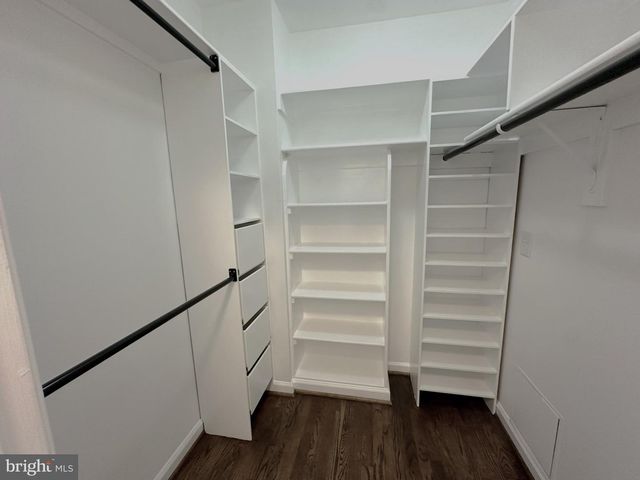 4016 CHANCERY CT NW, Washington, DC 20007
