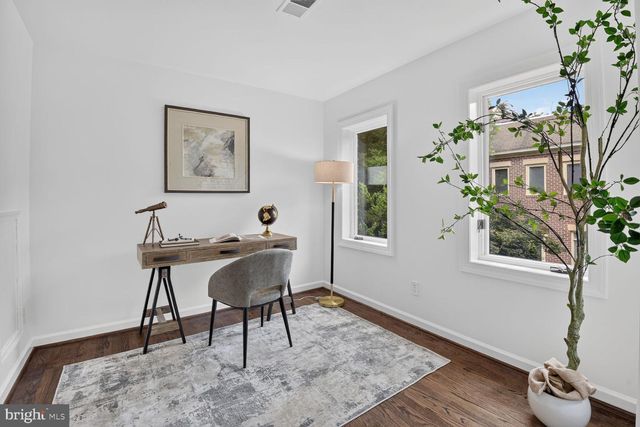 4016 CHANCERY CT NW, Washington, DC 20007