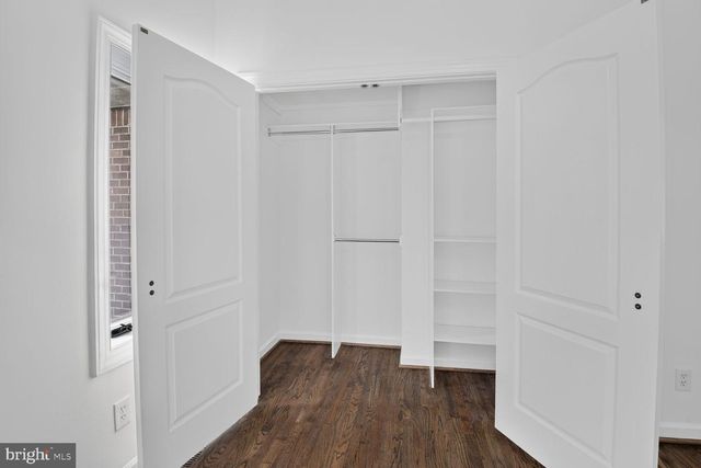 4016 CHANCERY CT NW, Washington, DC 20007