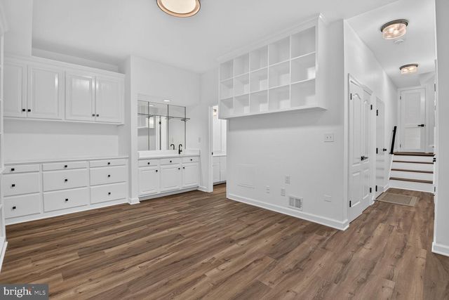 4016 CHANCERY CT NW, Washington, DC 20007