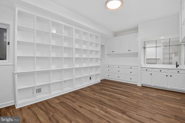 4016 CHANCERY CT NW, Washington, DC 20007
