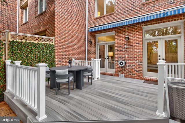 4016 CHANCERY CT NW, Washington, DC 20007