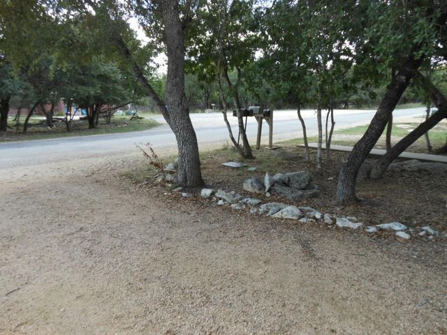 154 Shady Bluff DR, Wimberley, TX 78676